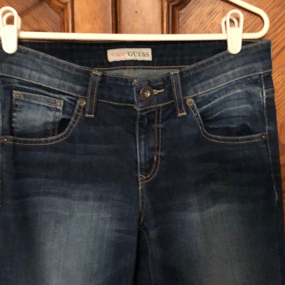Guess Jeans - Picture 2 of 6
